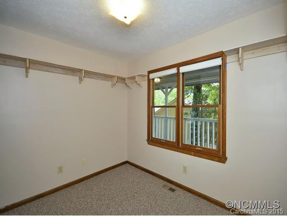 14 PARKWAY LOOP - Photo 8