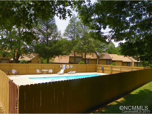 126 Colony Drive - Photo 4