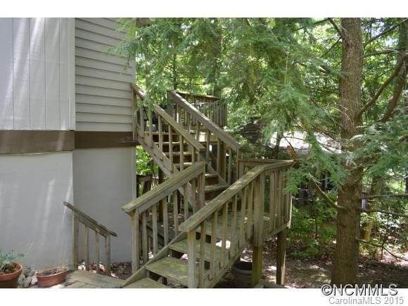 31 Laurel Court - Photo 3