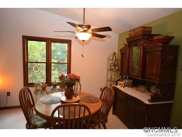 31 Laurel Court - Photo 8