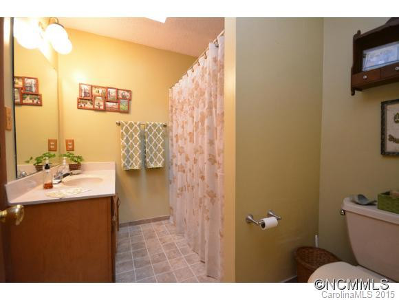 31 Laurel Court - Photo 10