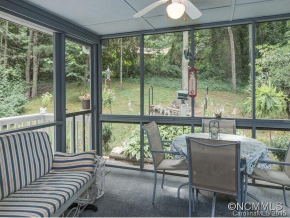332 EMMAS GROVE RD - Photo 16