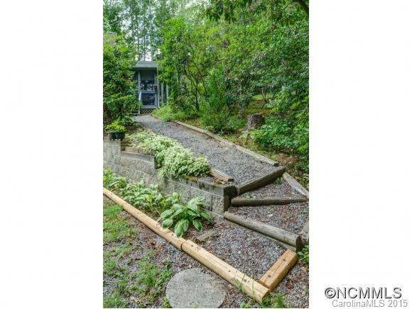 332 EMMAS GROVE RD - Photo 22