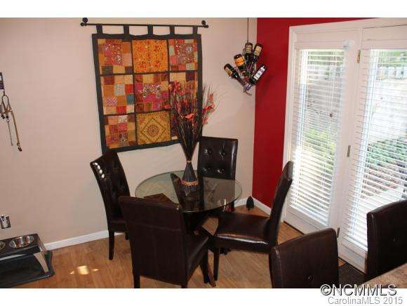 196 FARINGTON CIRCLE - Photo 11