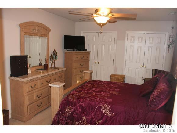 196 FARINGTON CIRCLE - Photo 3