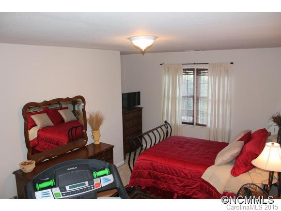 196 FARINGTON CIRCLE - Photo 6