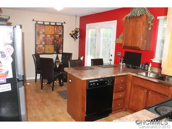 196 FARINGTON CIRCLE - Photo 10
