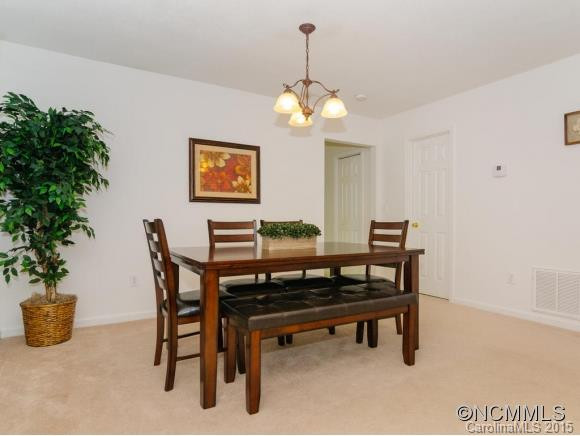 7 Aberdeen Drive - Photo 3