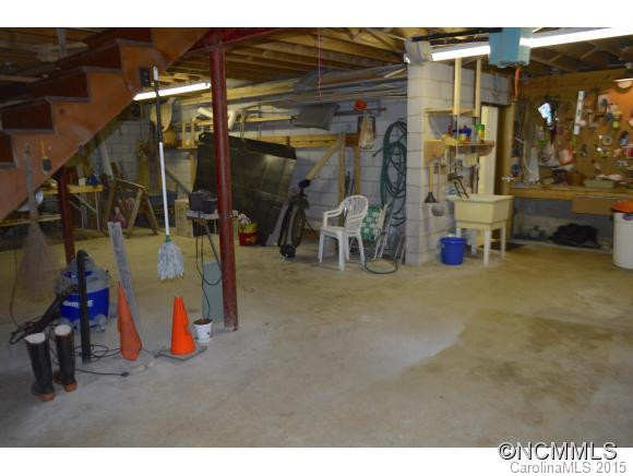 753 Country Club Drive - Photo 22