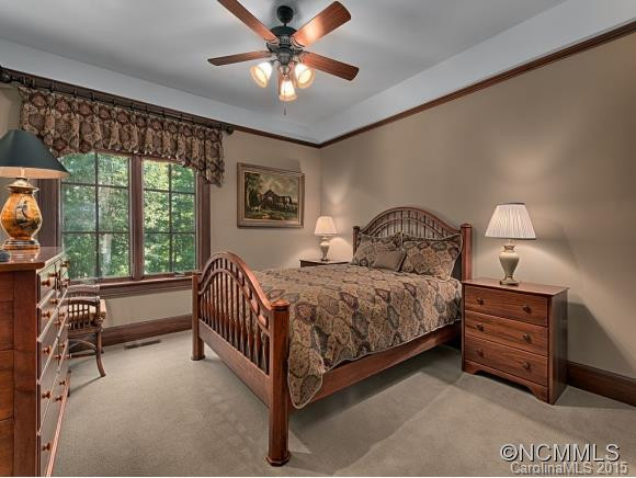 311 BRADENTON KNOLL - Photo 17