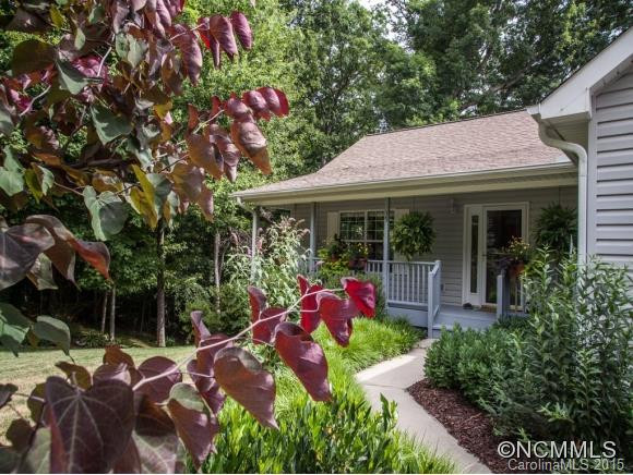39 LITTLE FOREST DRIVE - Photo 2