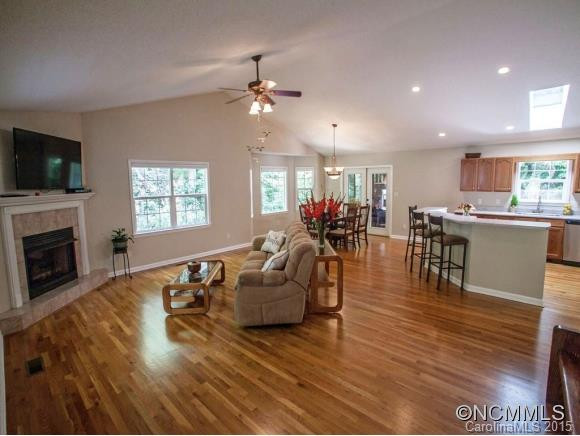 39 LITTLE FOREST DRIVE - Photo 4