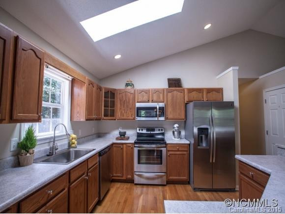 39 LITTLE FOREST DRIVE - Photo 9