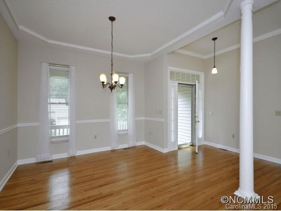 6 OAK HOLLOW DRIVE - Photo 2