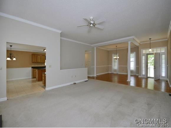 6 OAK HOLLOW DRIVE - Photo 4