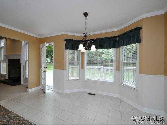 6 OAK HOLLOW DRIVE - Photo 5
