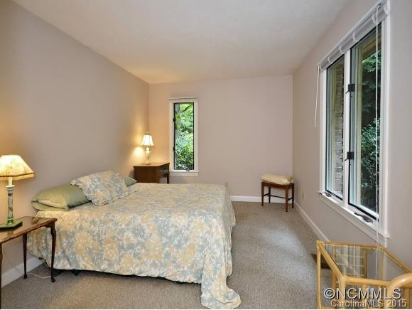 120 GREENLEAF DRIVE - Photo 14