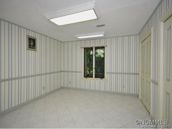 120 GREENLEAF DRIVE - Photo 20