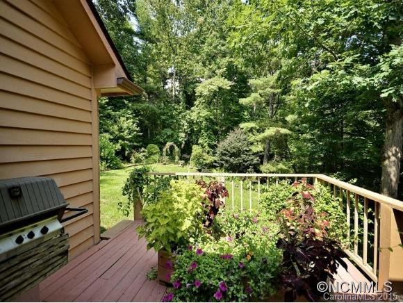 120 GREENLEAF DRIVE - Photo 6