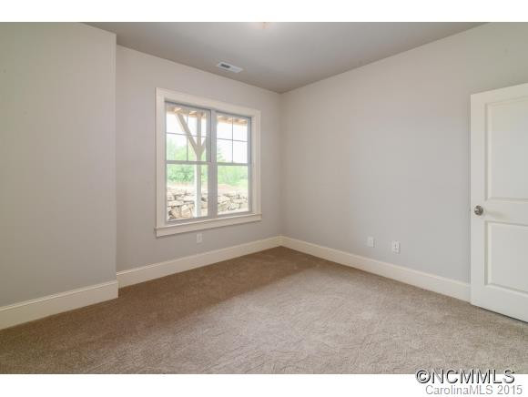 69 Summer Breeze Drive - Photo 18