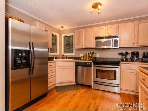 27 Laurel Court - Photo 13