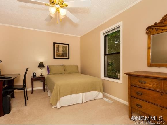 27 Laurel Court - Photo 18
