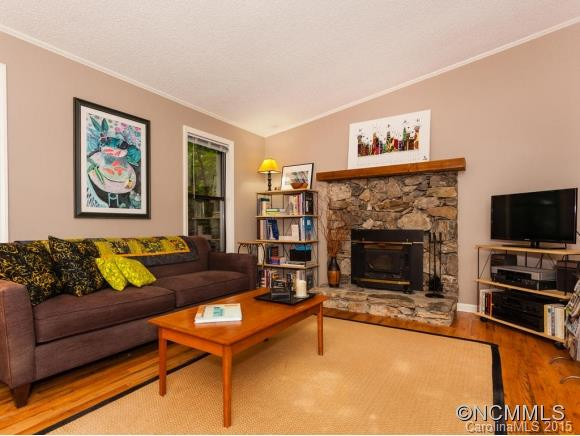27 Laurel Court - Photo 6