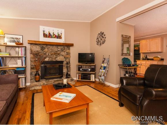 27 Laurel Court - Photo 7