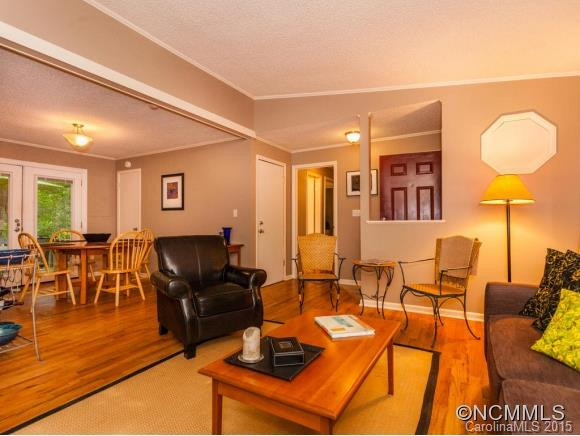 27 Laurel Court - Photo 8