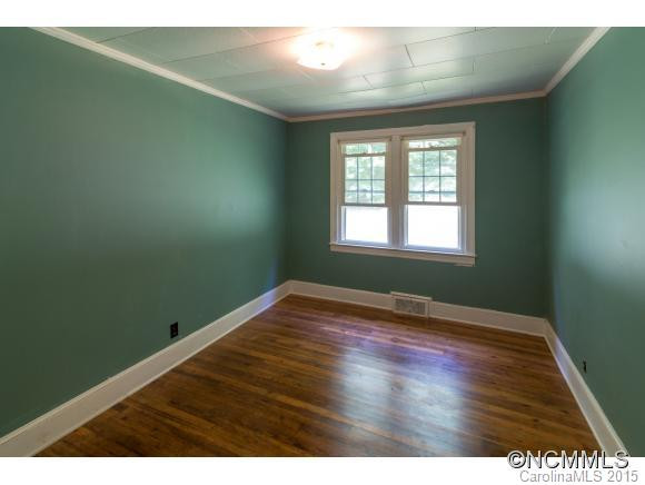 106 Park Ridge Ave - Photo 15