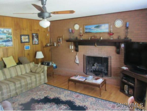 1740 Rock Corner Road - Photo 2