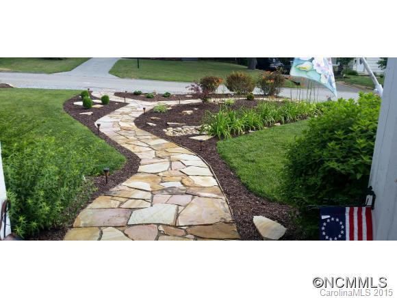 24 Sandon Drive - Photo 3