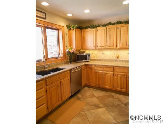 2000 Plum Tree Lane - Photo 11