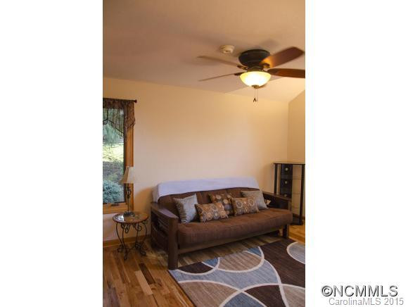 2000 Plum Tree Lane - Photo 17