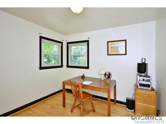 19 Sunset Drive - Photo 8