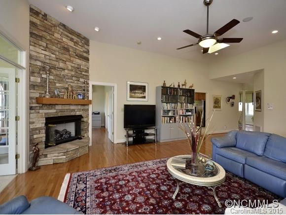 17 GREEN MEADOW COURT - Photo 5