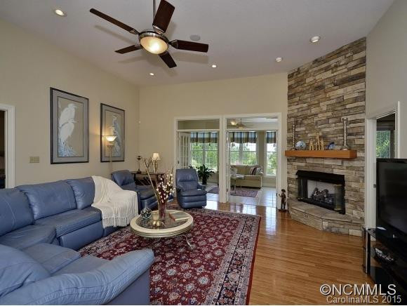 17 GREEN MEADOW COURT - Photo 6
