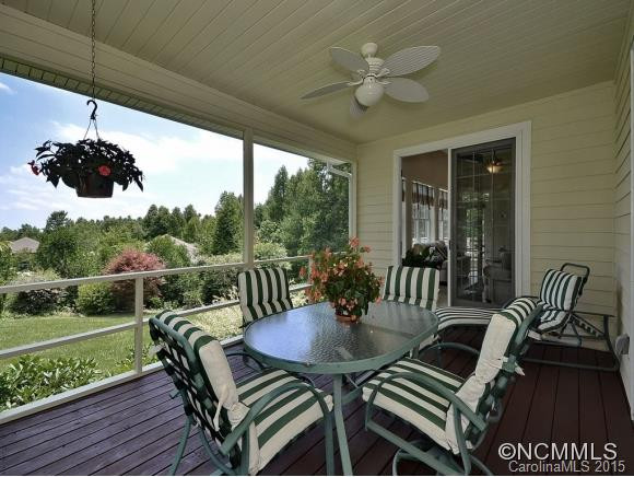 17 GREEN MEADOW COURT - Photo 8