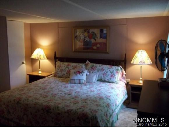 102 Julian Way - Photo 18