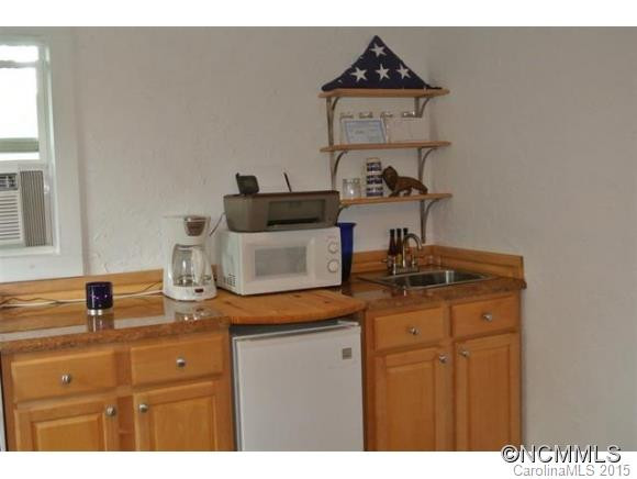 121 Carolina Avenue - Photo 21
