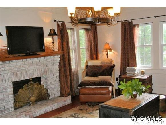 121 Carolina Avenue - Photo 4