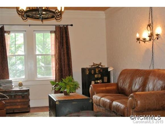 121 Carolina Avenue - Photo 5