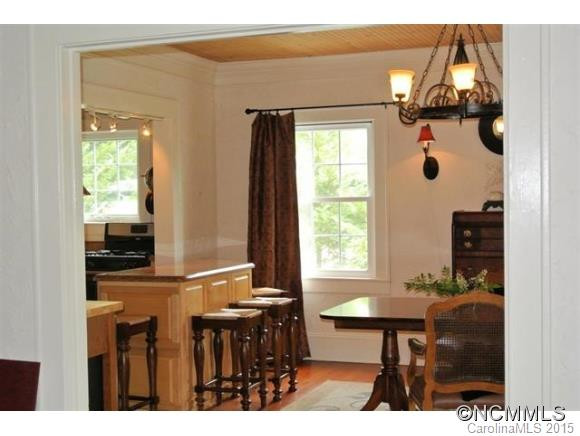 121 Carolina Avenue - Photo 6