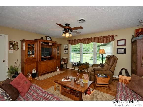 131 Oaken Hill Place - Photo 4