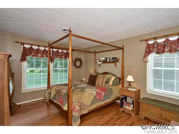 131 Oaken Hill Place - Photo 8