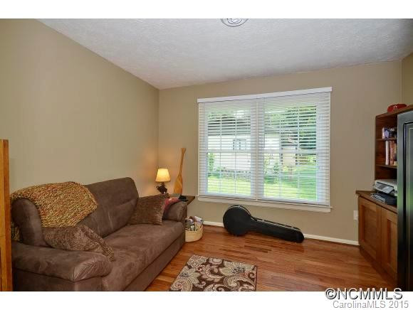 131 Oaken Hill Place - Photo 9