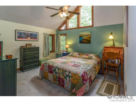 108 Edgewood Ct - Photo 13