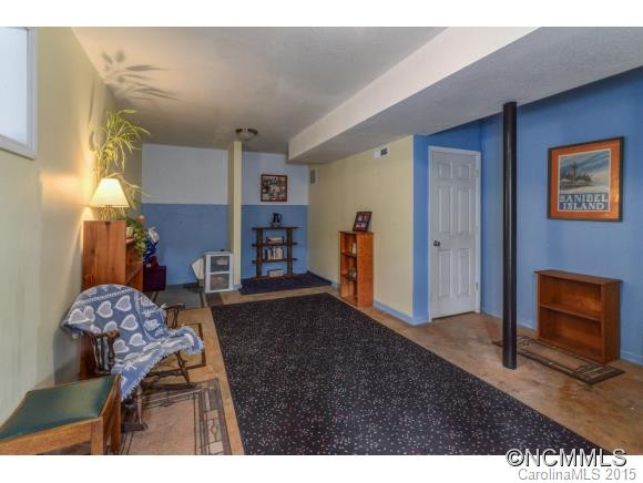 108 Edgewood Ct - Photo 16
