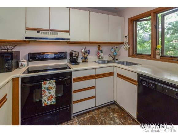108 Edgewood Ct - Photo 9