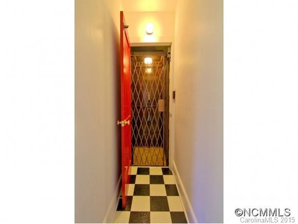 1126 Highland Avenue - Photo 13